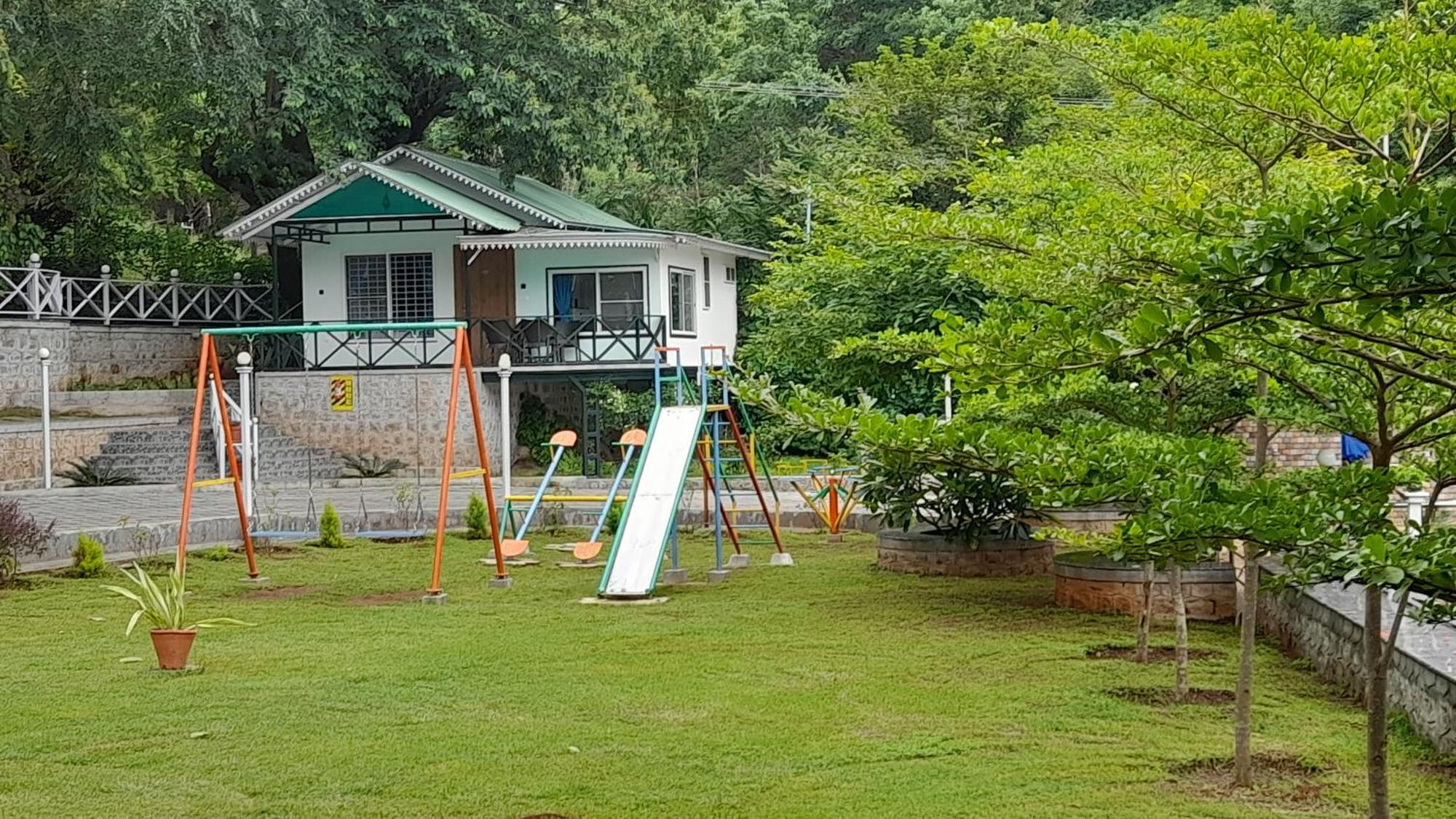 Mgm Whispering Wind'S Yelagiri Hotel Exterior foto