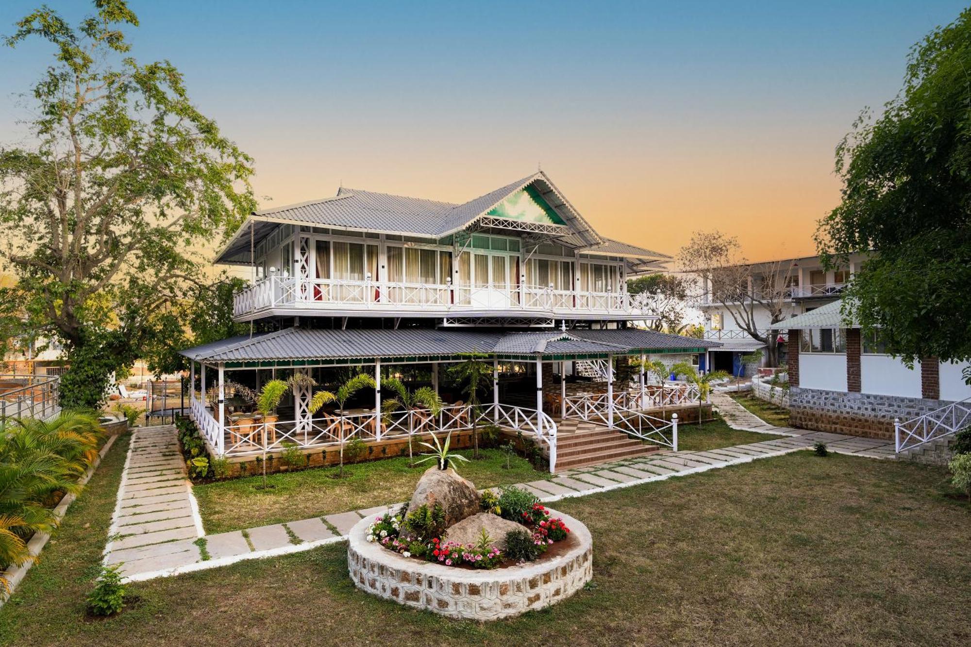 Mgm Whispering Wind'S Yelagiri Hotel Exterior foto