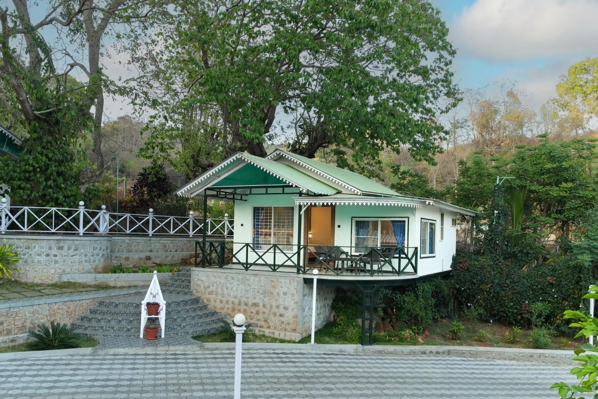 Mgm Whispering Wind'S Yelagiri Hotel Exterior foto